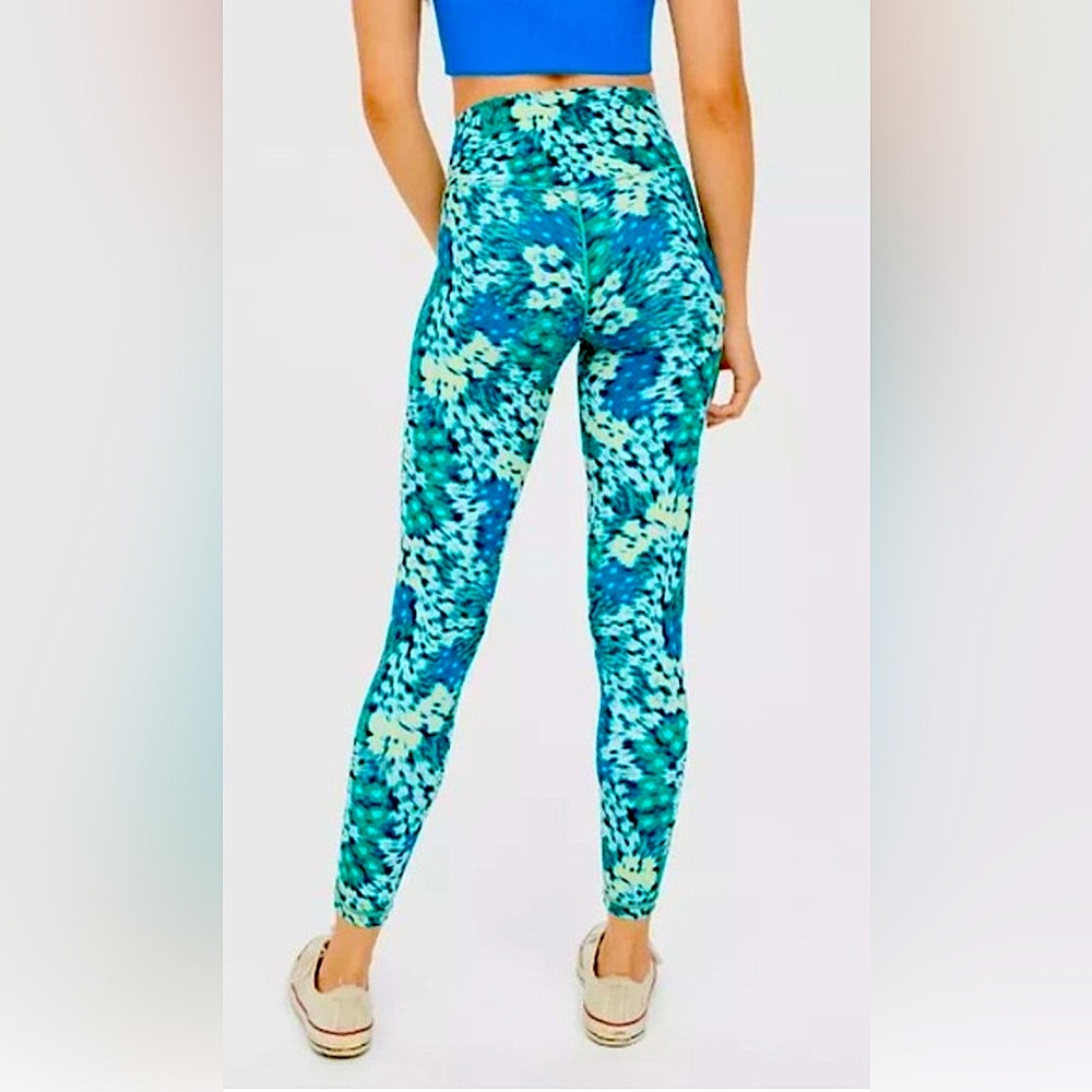 NWT Aerie OFFLINE Real Me Floral Blue Green Yellow Patterned Leggings